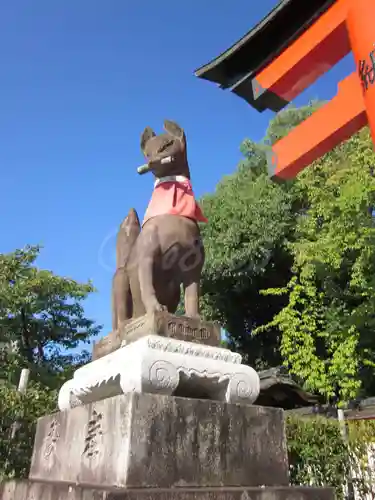 伏見稲荷大社の狛犬