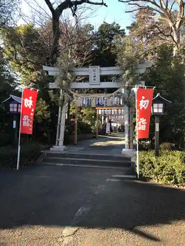 星川杉山神社の鳥居