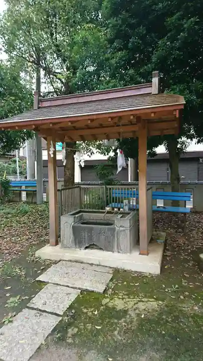 下総府中六所神社の手水舎