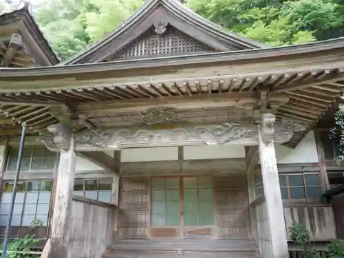 雲巌寺の本殿