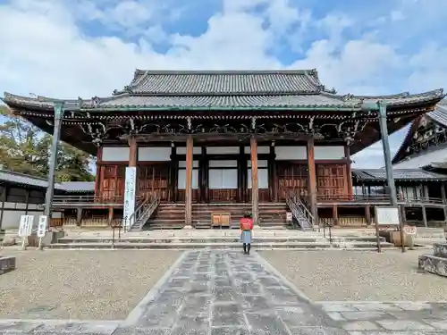 錦織寺の本殿