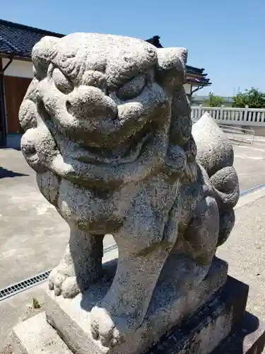 日尾神社の狛犬