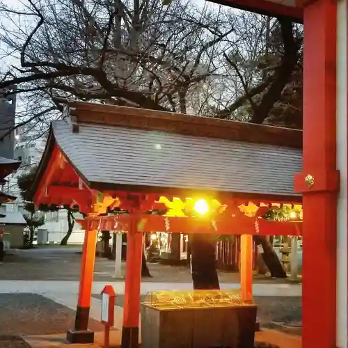 花園神社の手水