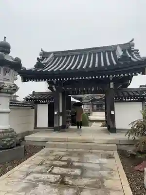 能満寺の山門・神門