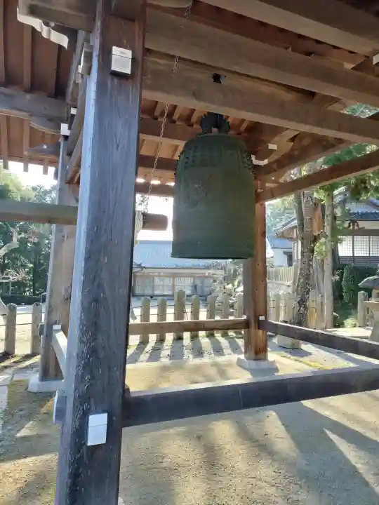 玉瀧神社の{uncategorized: "未分類", other: "その他", undefined: "問題あり", building: "その他建物", grave: "お墓", sacred_gate: "鳥居", guardian: "狛犬", statue: "像", buddha: "仏像", history: "歴史", nature: "自然", garden: "庭園", animal: "動物", pagoda: "塔", temizu: "手水舎", mountain_gate: "山門・神門", sanctuary: "本殿・本堂", subordinate: "末社・摂社", art: "芸術", scenery: "景色", jizo: "地蔵", ema: "絵馬", goshuin: "御朱印", omikuji: "おみくじ", items: "授与品その他", amulet: "お守り", goshuincho: "御朱印帳", eats: "食事", festival: "お祭り", votive_dance: "神楽", shichigosan: "七五三参", wedding: "結婚式", experience: "体験その他", initially: "初詣", around: "周辺", anti_infection: "感染症対策"}