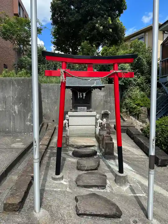 鹿谷戸稲荷社(神奈川県)