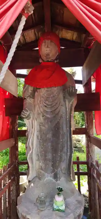 満願寺観音堂の地蔵