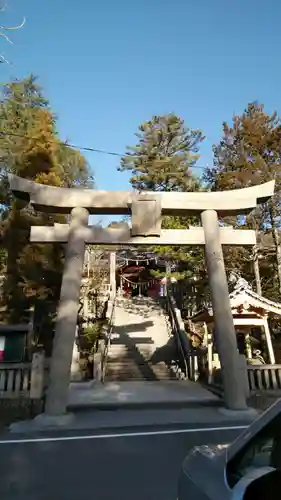 真止戸山神社の鳥居