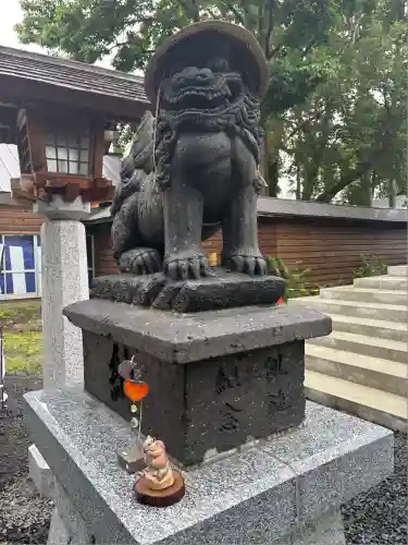 札幌諏訪神社の狛犬