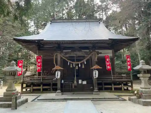 杉森神社の{uncategorized: "未分類", other: "その他", undefined: "問題あり", building: "その他建物", grave: "お墓", sacred_gate: "鳥居", guardian: "狛犬", statue: "像", buddha: "仏像", history: "歴史", nature: "自然", garden: "庭園", animal: "動物", pagoda: "塔", temizu: "手水舎", mountain_gate: "山門・神門", sanctuary: "本殿・本堂", subordinate: "末社・摂社", art: "芸術", scenery: "景色", jizo: "地蔵", ema: "絵馬", goshuin: "御朱印", omikuji: "おみくじ", items: "授与品その他", amulet: "お守り", goshuincho: "御朱印帳", eats: "食事", festival: "お祭り", votive_dance: "神楽", shichigosan: "七五三参", wedding: "結婚式", experience: "体験その他", initially: "初詣", around: "周辺", anti_infection: "感染症対策"}