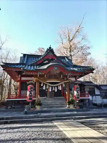 山中諏訪神社(山梨県)