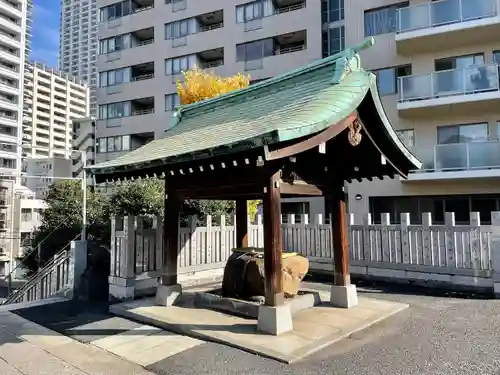 白金氷川神社の手水