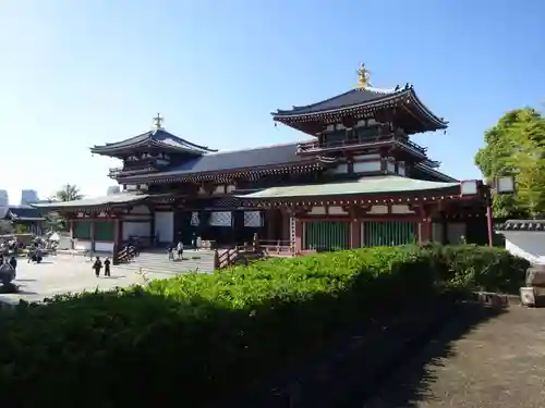 孝道山の本殿・本堂