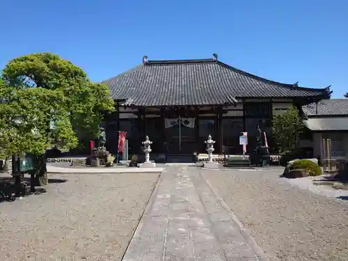 長善寺の本殿・本堂