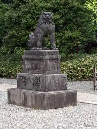 根津神社の狛犬