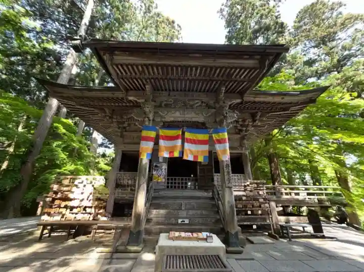 中尊寺金色堂(岩手県)