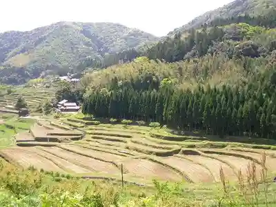 白岩神社の周辺