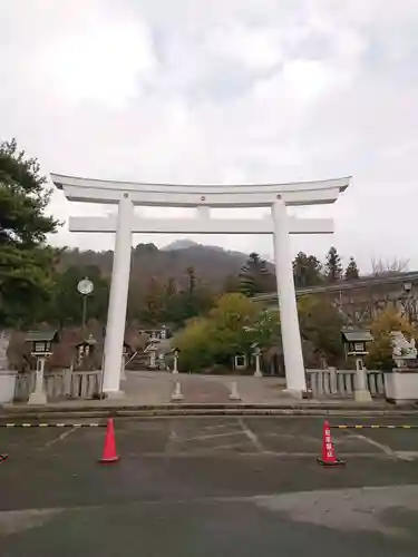 山梨縣護國神社の鳥居