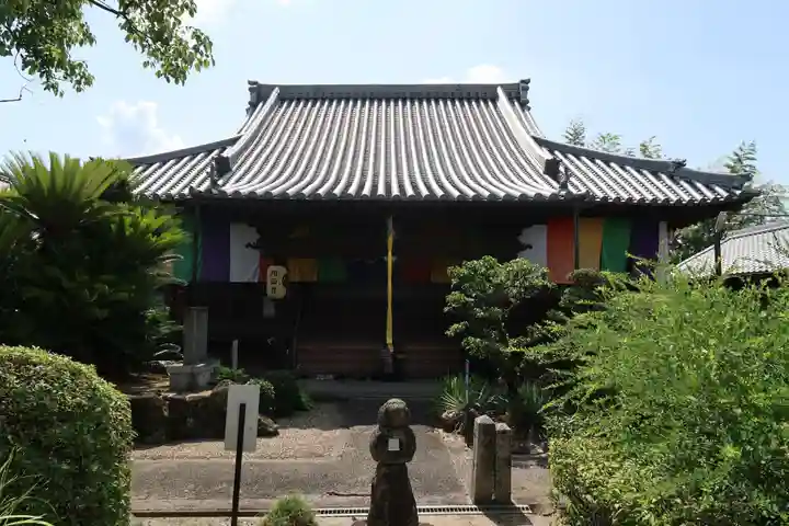 阿日寺の本殿・本堂