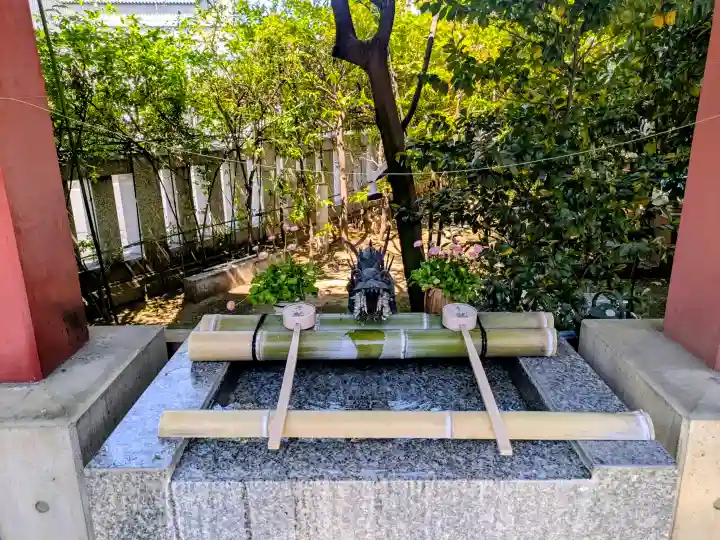 前川神社の{uncategorized: "未分類", other: "その他", undefined: "問題あり", building: "その他建物", grave: "お墓", sacred_gate: "鳥居", guardian: "狛犬", statue: "像", buddha: "仏像", history: "歴史", nature: "自然", garden: "庭園", animal: "動物", pagoda: "塔", temizu: "手水舎", mountain_gate: "山門・神門", sanctuary: "本殿・本堂", subordinate: "末社・摂社", art: "芸術", scenery: "景色", jizo: "地蔵", ema: "絵馬", goshuin: "御朱印", omikuji: "おみくじ", items: "授与品その他", amulet: "お守り", goshuincho: "御朱印帳", eats: "食事", festival: "お祭り", votive_dance: "神楽", shichigosan: "七五三参", wedding: "結婚式", experience: "体験その他", initially: "初詣", around: "周辺", anti_infection: "感染症対策"}