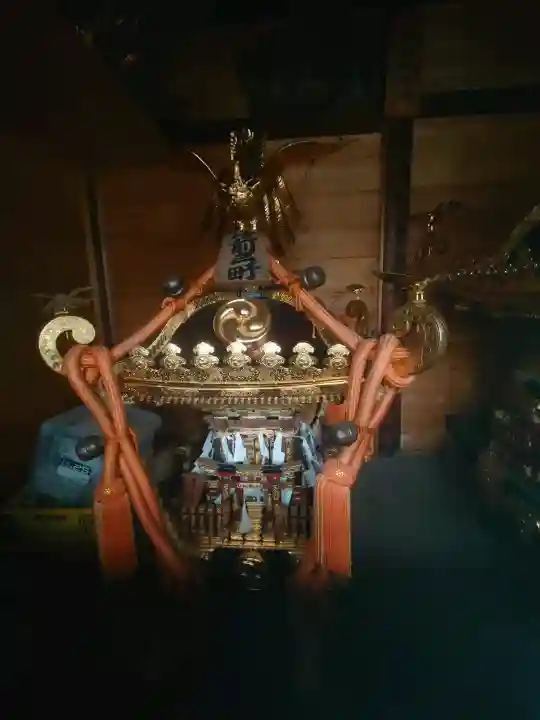 箭弓稲荷神社の{uncategorized: "未分類", other: "その他", undefined: "問題あり", building: "その他建物", grave: "お墓", sacred_gate: "鳥居", guardian: "狛犬", statue: "像", buddha: "仏像", history: "歴史", nature: "自然", garden: "庭園", animal: "動物", pagoda: "塔", temizu: "手水舎", mountain_gate: "山門・神門", sanctuary: "本殿・本堂", subordinate: "末社・摂社", art: "芸術", scenery: "景色", jizo: "地蔵", ema: "絵馬", goshuin: "御朱印", omikuji: "おみくじ", items: "授与品その他", amulet: "お守り", goshuincho: "御朱印帳", eats: "食事", festival: "お祭り", votive_dance: "神楽", shichigosan: "七五三参", wedding: "結婚式", experience: "体験その他", initially: "初詣", around: "周辺", anti_infection: "感染症対策"}