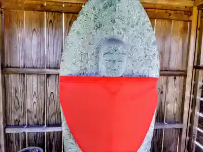 國建神社の地蔵