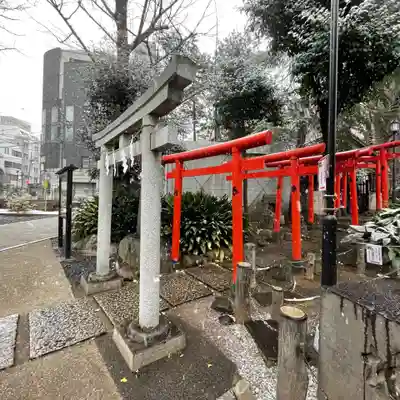 鳩森八幡神社の末社・摂社