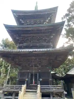 千光寺の{uncategorized: "未分類", other: "その他", undefined: "問題あり", building: "その他建物", grave: "お墓", sacred_gate: "鳥居", guardian: "狛犬", statue: "像", buddha: "仏像", history: "歴史", nature: "自然", garden: "庭園", animal: "動物", pagoda: "塔", temizu: "手水舎", mountain_gate: "山門・神門", sanctuary: "本殿・本堂", subordinate: "末社・摂社", art: "芸術", scenery: "景色", jizo: "地蔵", ema: "絵馬", goshuin: "御朱印", omikuji: "おみくじ", items: "授与品その他", amulet: "お守り", goshuincho: "御朱印帳", eats: "食事", festival: "お祭り", votive_dance: "神楽", shichigosan: "七五三参", wedding: "結婚式", experience: "体験その他", initially: "初詣", around: "周辺", anti_infection: "感染症対策"}