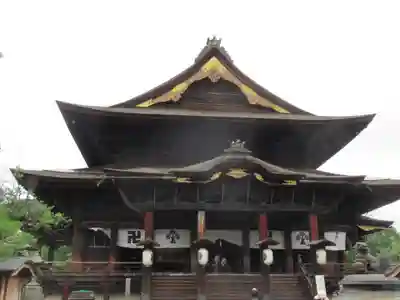 善光寺の本殿・本堂