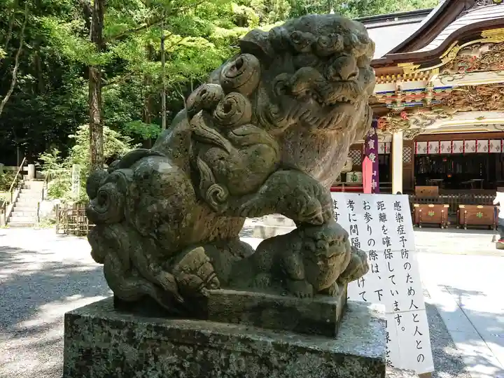 宝登山神社の狛犬