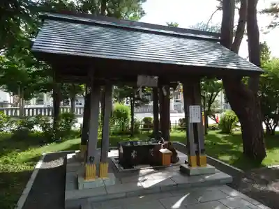 西野神社の手水舎