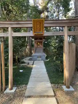 岩槻久伊豆神社の{uncategorized: "未分類", other: "その他", undefined: "問題あり", building: "その他建物", grave: "お墓", sacred_gate: "鳥居", guardian: "狛犬", statue: "像", buddha: "仏像", history: "歴史", nature: "自然", garden: "庭園", animal: "動物", pagoda: "塔", temizu: "手水舎", mountain_gate: "山門・神門", sanctuary: "本殿・本堂", subordinate: "末社・摂社", art: "芸術", scenery: "景色", jizo: "地蔵", ema: "絵馬", goshuin: "御朱印", omikuji: "おみくじ", items: "授与品その他", amulet: "お守り", goshuincho: "御朱印帳", eats: "食事", festival: "お祭り", votive_dance: "神楽", shichigosan: "七五三参", wedding: "結婚式", experience: "体験その他", initially: "初詣", around: "周辺", anti_infection: "感染症対策"}