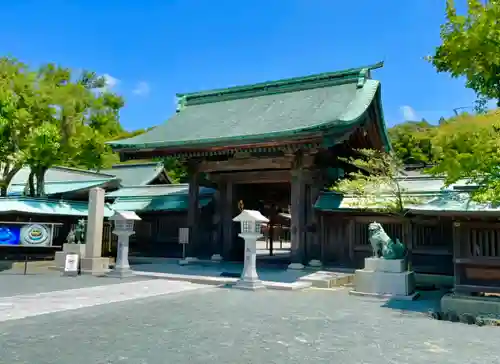 宗像大社の山門・神門