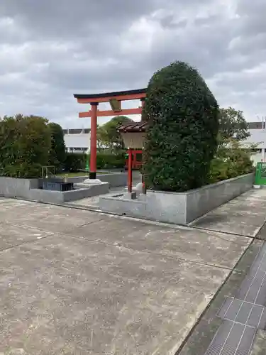 稲荷大明神（そごう横浜店・屋上）(神奈川県)