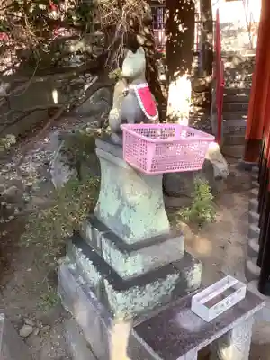 五社稲荷社の狛犬