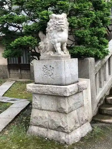 待乳山聖天（本龍院）の狛犬