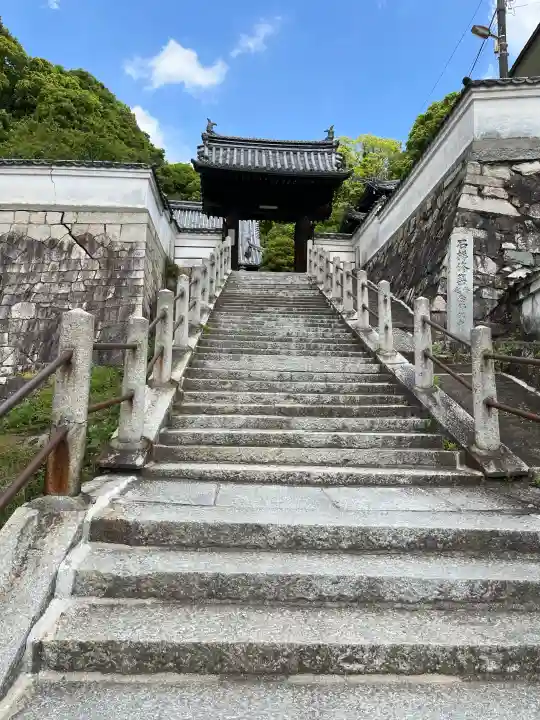 西方寺の{uncategorized: "未分類", other: "その他", undefined: "問題あり", building: "その他建物", grave: "お墓", sacred_gate: "鳥居", guardian: "狛犬", statue: "像", buddha: "仏像", history: "歴史", nature: "自然", garden: "庭園", animal: "動物", pagoda: "塔", temizu: "手水舎", mountain_gate: "山門・神門", sanctuary: "本殿・本堂", subordinate: "末社・摂社", art: "芸術", scenery: "景色", jizo: "地蔵", ema: "絵馬", goshuin: "御朱印", omikuji: "おみくじ", items: "授与品その他", amulet: "お守り", goshuincho: "御朱印帳", eats: "食事", festival: "お祭り", votive_dance: "神楽", shichigosan: "七五三参", wedding: "結婚式", experience: "体験その他", initially: "初詣", around: "周辺", anti_infection: "感染症対策"}