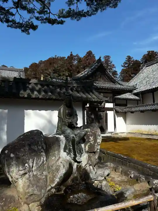 瑞巌寺の{uncategorized: "未分類", other: "その他", undefined: "問題あり", building: "その他建物", grave: "お墓", sacred_gate: "鳥居", guardian: "狛犬", statue: "像", buddha: "仏像", history: "歴史", nature: "自然", garden: "庭園", animal: "動物", pagoda: "塔", temizu: "手水舎", mountain_gate: "山門・神門", sanctuary: "本殿・本堂", subordinate: "末社・摂社", art: "芸術", scenery: "景色", jizo: "地蔵", ema: "絵馬", goshuin: "御朱印", omikuji: "おみくじ", items: "授与品その他", amulet: "お守り", goshuincho: "御朱印帳", eats: "食事", festival: "お祭り", votive_dance: "神楽", shichigosan: "七五三参", wedding: "結婚式", experience: "体験その他", initially: "初詣", around: "周辺", anti_infection: "感染症対策"}