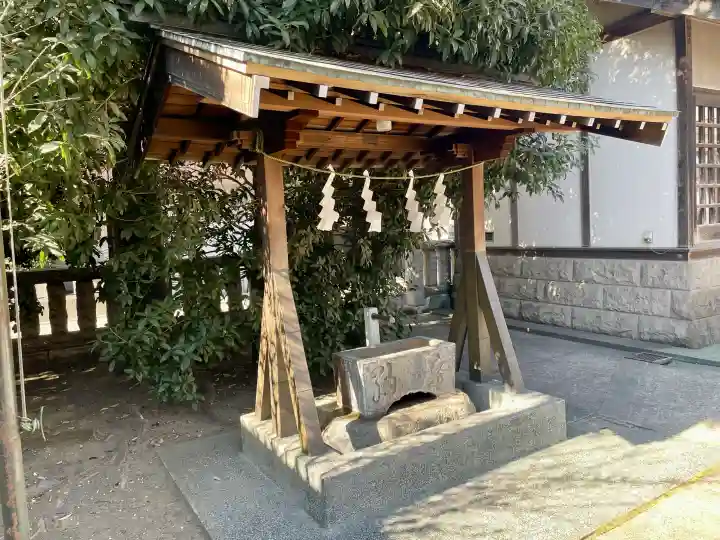 國領神社の{uncategorized: "未分類", other: "その他", undefined: "問題あり", building: "その他建物", grave: "お墓", sacred_gate: "鳥居", guardian: "狛犬", statue: "像", buddha: "仏像", history: "歴史", nature: "自然", garden: "庭園", animal: "動物", pagoda: "塔", temizu: "手水舎", mountain_gate: "山門・神門", sanctuary: "本殿・本堂", subordinate: "末社・摂社", art: "芸術", scenery: "景色", jizo: "地蔵", ema: "絵馬", goshuin: "御朱印", omikuji: "おみくじ", items: "授与品その他", amulet: "お守り", goshuincho: "御朱印帳", eats: "食事", festival: "お祭り", votive_dance: "神楽", shichigosan: "七五三参", wedding: "結婚式", experience: "体験その他", initially: "初詣", around: "周辺", anti_infection: "感染症対策"}