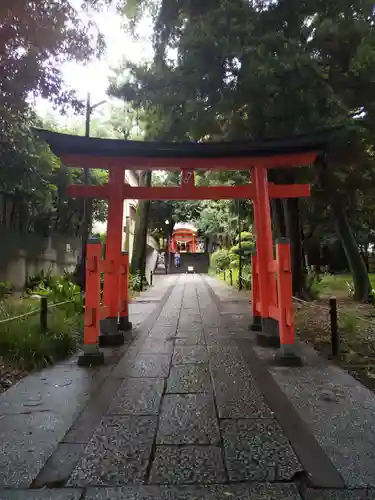 自由が丘熊野神社の鳥居