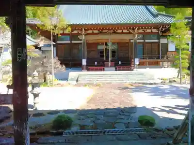 鳳林寺の本殿・本堂