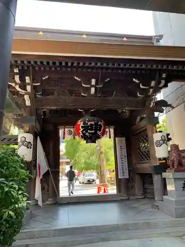 櫛田神社の山門・神門
