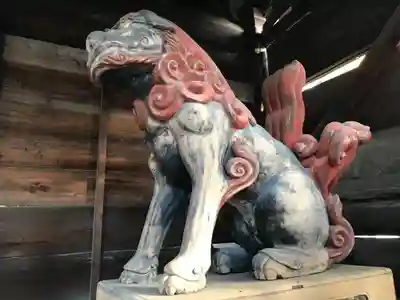 曩祖八幡宮の狛犬