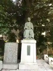 自由が丘熊野神社の像