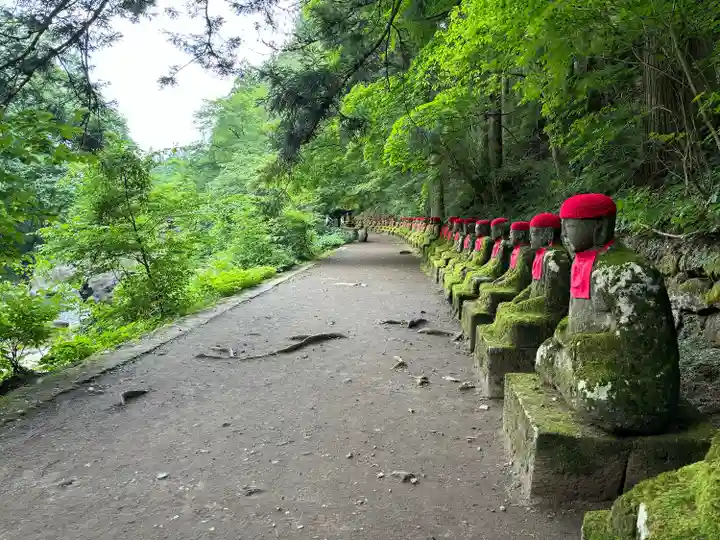 慈雲寺(並び地蔵 化け地蔵)(栃木県)