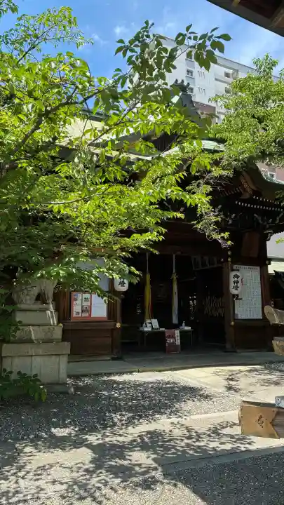 天孫神社の{uncategorized: "未分類", other: "その他", undefined: "問題あり", building: "その他建物", grave: "お墓", sacred_gate: "鳥居", guardian: "狛犬", statue: "像", buddha: "仏像", history: "歴史", nature: "自然", garden: "庭園", animal: "動物", pagoda: "塔", temizu: "手水舎", mountain_gate: "山門・神門", sanctuary: "本殿・本堂", subordinate: "末社・摂社", art: "芸術", scenery: "景色", jizo: "地蔵", ema: "絵馬", goshuin: "御朱印", omikuji: "おみくじ", items: "授与品その他", amulet: "お守り", goshuincho: "御朱印帳", eats: "食事", festival: "お祭り", votive_dance: "神楽", shichigosan: "七五三参", wedding: "結婚式", experience: "体験その他", initially: "初詣", around: "周辺", anti_infection: "感染症対策"}