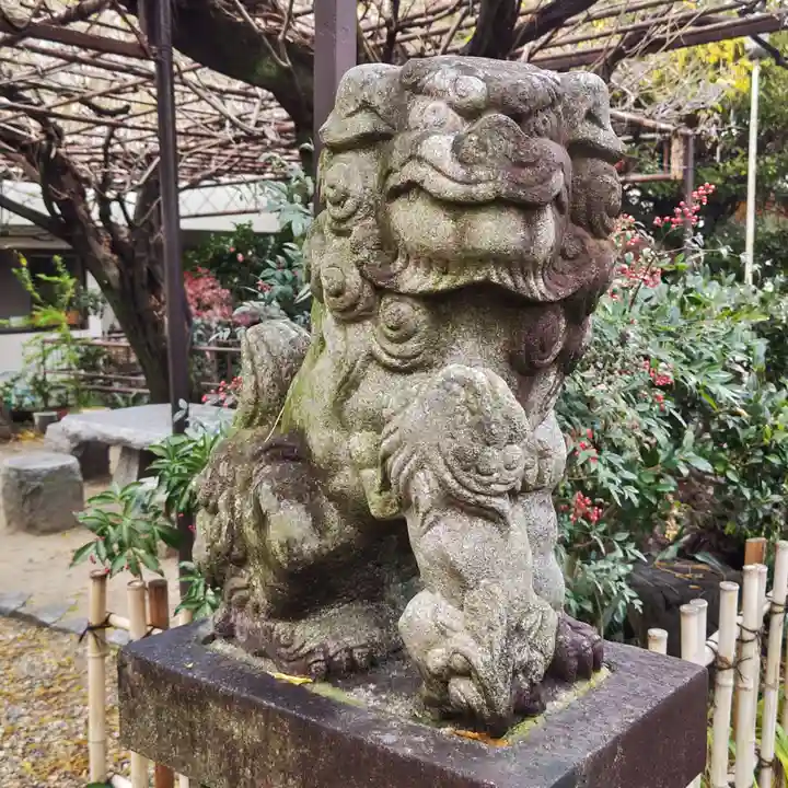 徳王稲荷社・金刀比羅社の狛犬