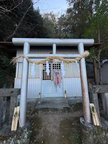 鎮若宮八幡宮の本殿・本堂