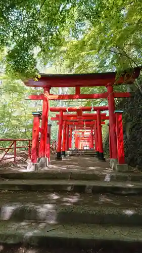 鼻顔稲荷神社の鳥居