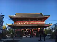 浅草寺の山門